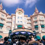 Pintu masuk kedua (pemeriksaan tiket)